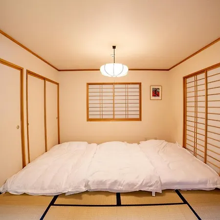 鳥の街77号北軽井沢#木の香りに包まれる癒しの木house#吹き抜けのある貸切別荘#Bbq#ダーツ#カラok#大画面プロジェクター#駐車可 Tsumagoi Exterior photo
